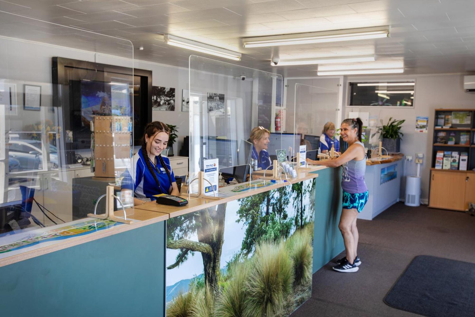 Tahuna Beach Holiday Park Nelson Buitenkant foto