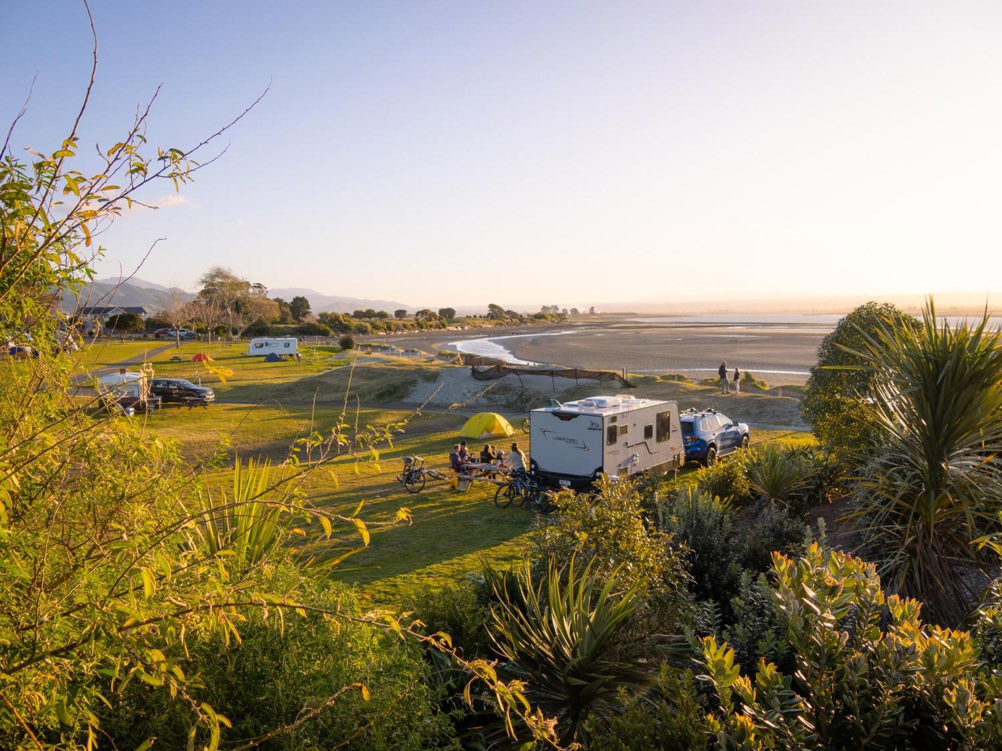 Tahuna Beach Holiday Park Nelson Buitenkant foto