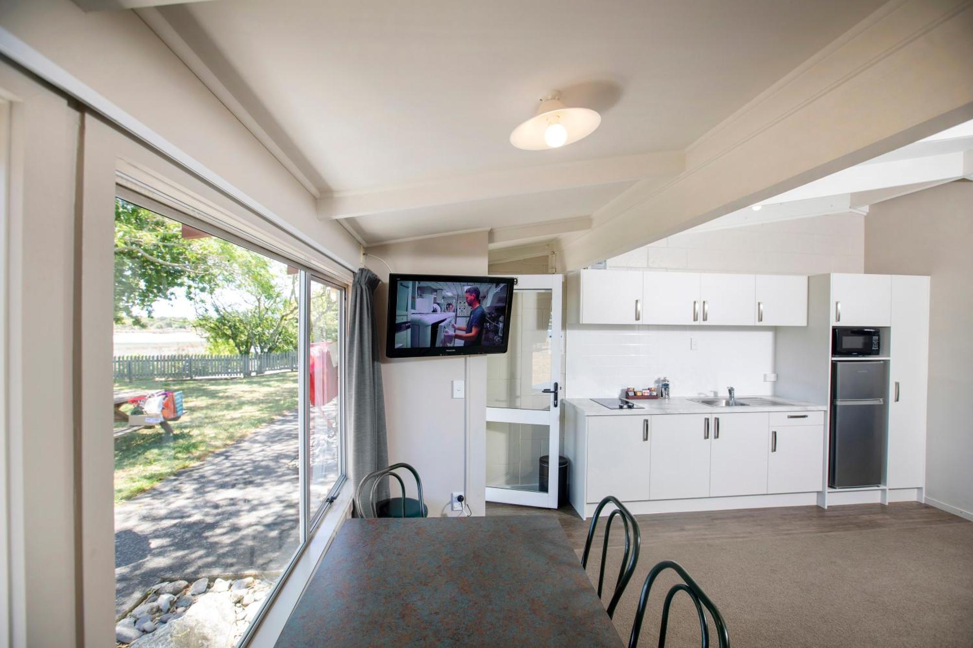 Tahuna Beach Holiday Park Nelson Buitenkant foto