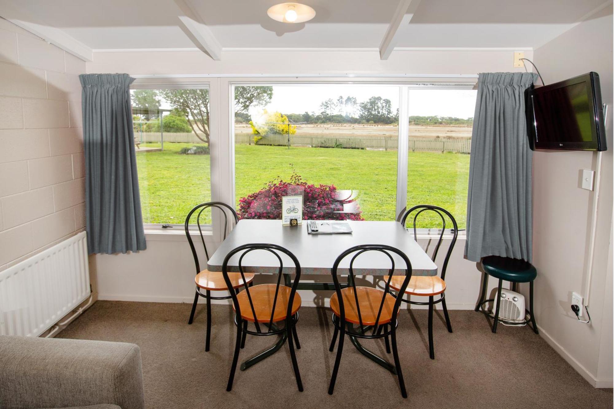 Tahuna Beach Holiday Park Nelson Buitenkant foto